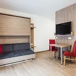 In Near Ski-area With Balcony & Parking *