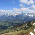 In Near Ski-area With Balcony & Parking 아파트