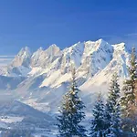 In Near Ski-area With Balcony & Parking