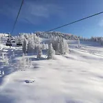 In Near Ski-area With Balcony & Parking