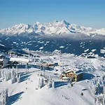 Lägenhet In Near Ski-area With Balcony & Parking