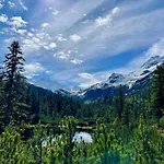 In Near Ski-area With Balcony & Parking