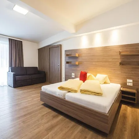 In Near Ski-area With Balcony & Parking Apartament *