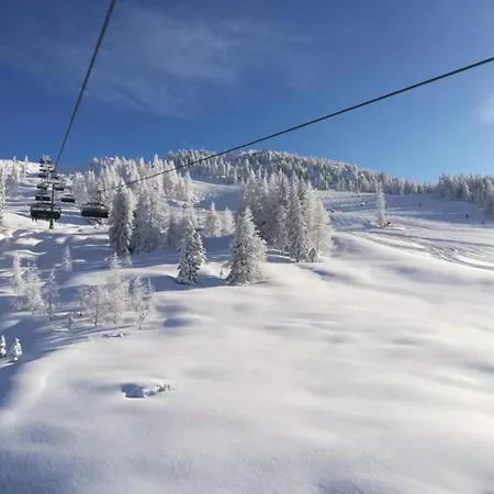 In Near Ski-area With Balcony & Parking