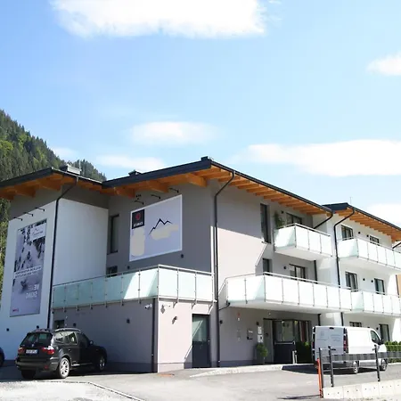 Apartmán In Near Ski-area With Balcony & Parking *
