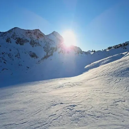 Apartmán In Near Ski-area With Balcony & Parking
