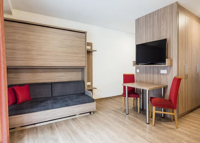 In Near Ski-area With Balcony & Parking *