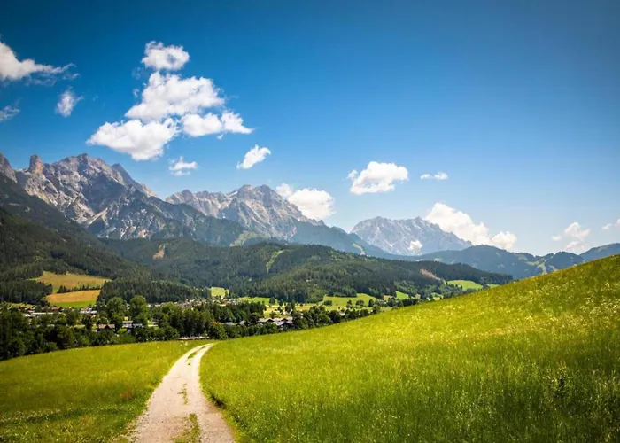 In Near Ski-area With Balcony & Parking * Kleinarl