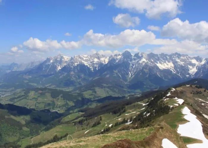 In Near Ski-area With Balcony & Parking * Kleinarl