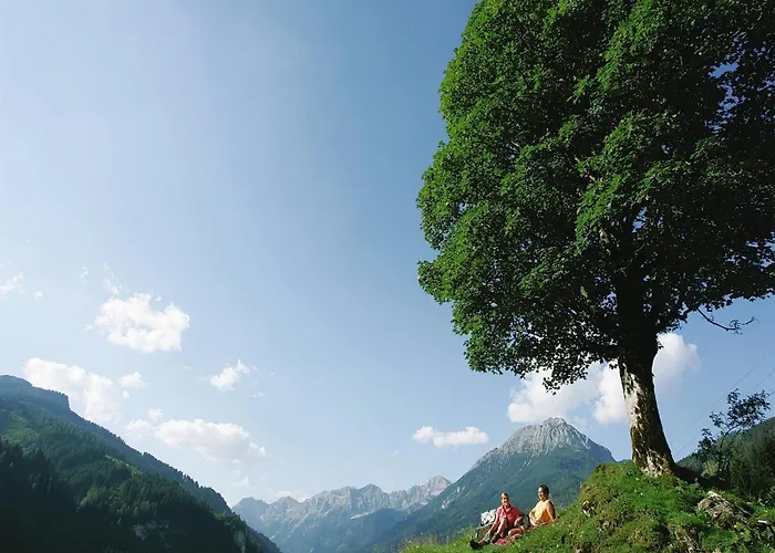 In Near Ski-area With Balcony & Parking Kleinarl