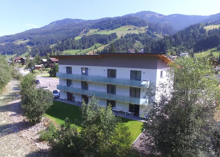 In Near Ski-area With Balcony & Parking * Kleinarl