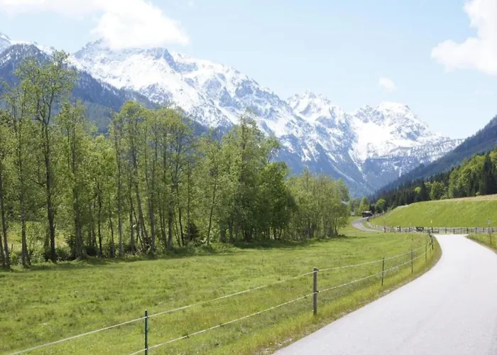 In Near Ski-area With Balcony & Parking Lejlighed