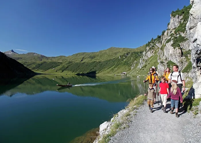 In Near Ski-area With Balcony & Parking Kleinarl